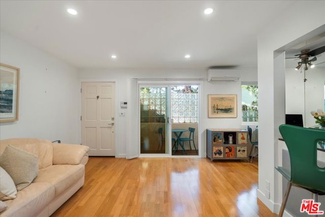 848 Pacific Street, 2 photo 7