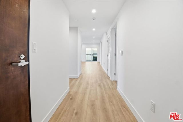 1820 Prosser Avenue, Los Angeles CA: https://media.crmls.org/mediaz/6da5a515-c54f-4853-b8ad-614085d3e0a6.jpg