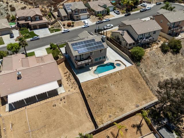 28303 Pinyon Pine Court, Menifee CA: https://media.crmls.org/mediaz/6da6102a-2c9c-444b-a70d-1277d407aa9d.jpg