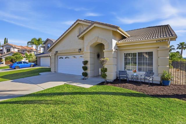 Detail Gallery Image 3 of 51 For 45062 Corte Bella Donna, Temecula,  CA 92592 - 3 Beds | 2 Baths