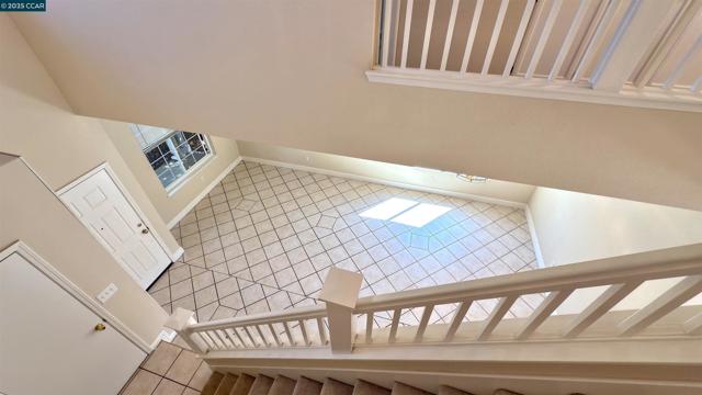 1135 Ranch Point Way, Antioch CA: https://media.crmls.org/mediaz/6da65662-6bb2-4f16-90cb-05398d8c00ef.jpg