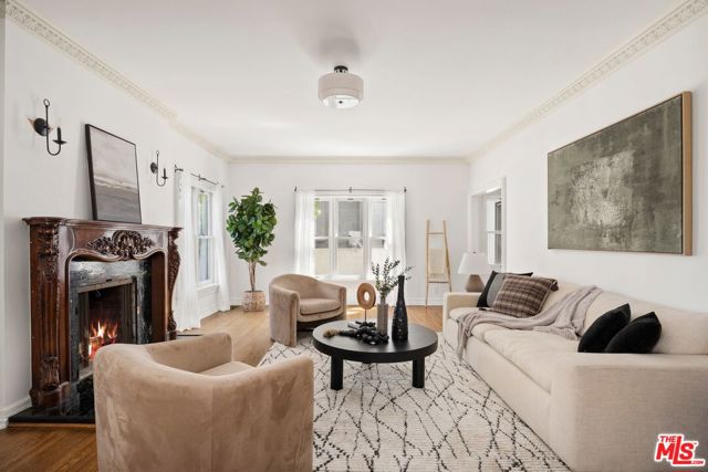 3067 Motor Avenue, Los Angeles CA: https://media.crmls.org/mediaz/6da8242c-8d5b-446c-9efd-546a78f82e5a.jpg