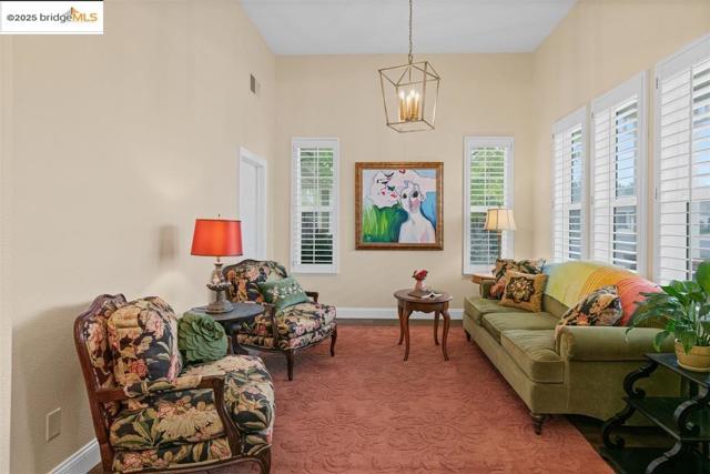 1164 Lexington Way, Livermore CA: https://media.crmls.org/mediaz/6da8618e-e5c5-47da-a888-d18a1c3fa796.jpg