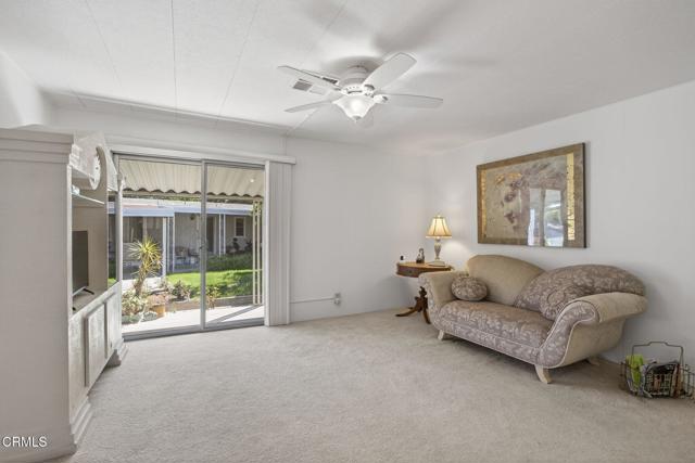 Detail Gallery Image 20 of 34 For 8 Calle Fronte #204,  Camarillo,  CA 93012 - 2 Beds | 2 Baths