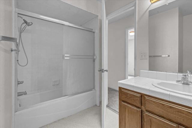 1575 Sepulveda Drive, Salinas CA: https://media.crmls.org/mediaz/6da8abf5-a0d5-45db-a31e-a2ce4ef96e80.jpg