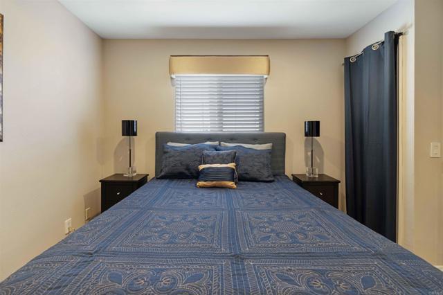 239 Ebony Avenue, Imperial Beach CA: https://media.crmls.org/mediaz/6da8b9bb-bfc3-4d17-9aaf-b7568f85977f.jpg
