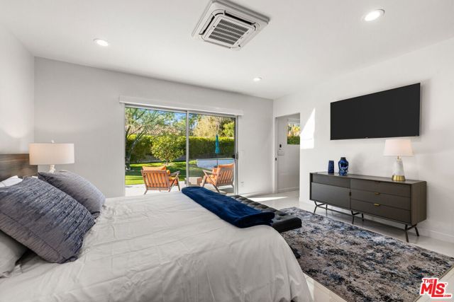 71581 Halgar Road, Rancho Mirage CA: https://media.crmls.org/mediaz/6da921bb-7e8d-4e76-b243-fa27caaf4957.jpg