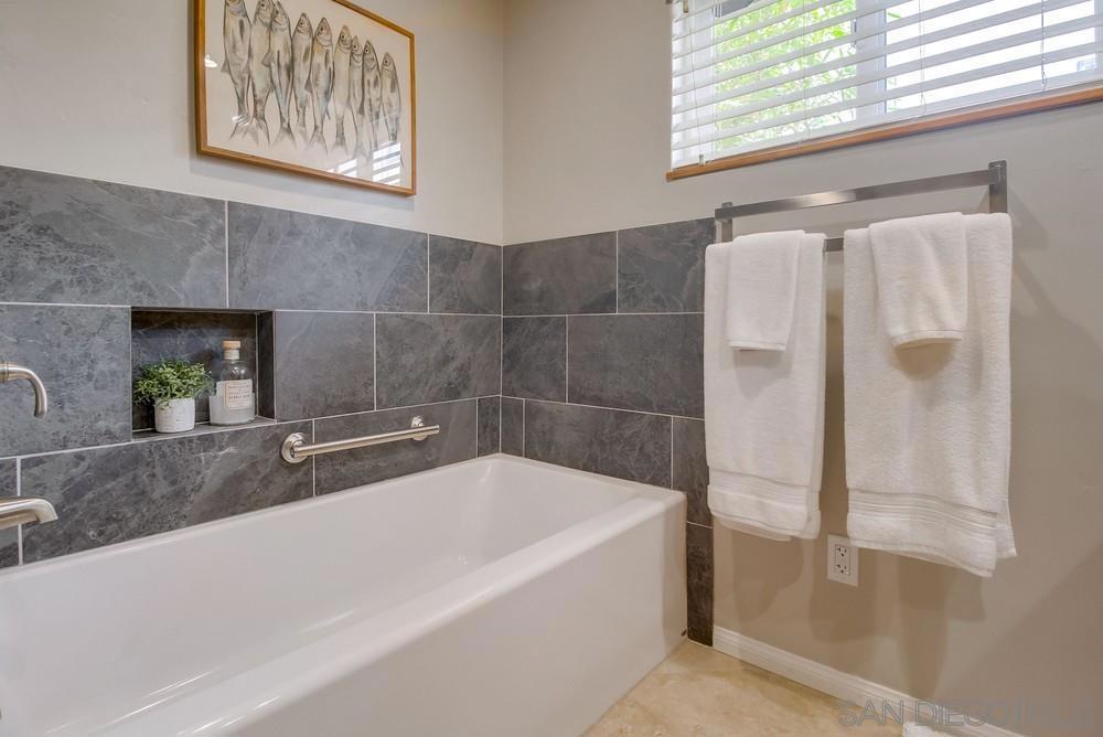 MLS #250036039SD img 25