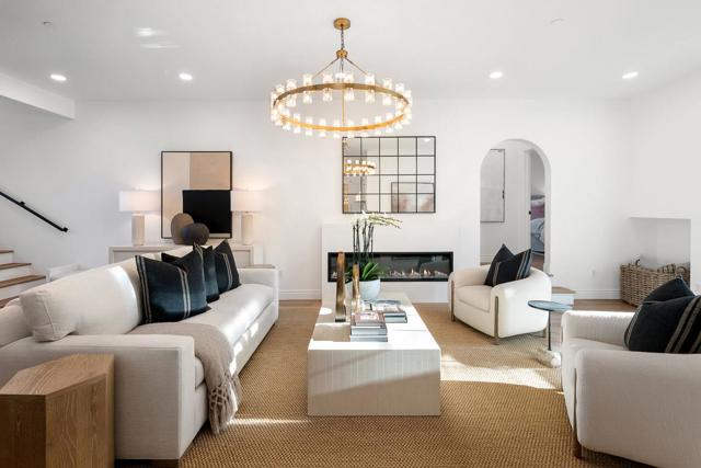 1476 Drake Avenue, Burlingame CA: https://media.crmls.org/mediaz/6da9c346-16d9-4983-9037-a7c9edd2b2e4.jpg