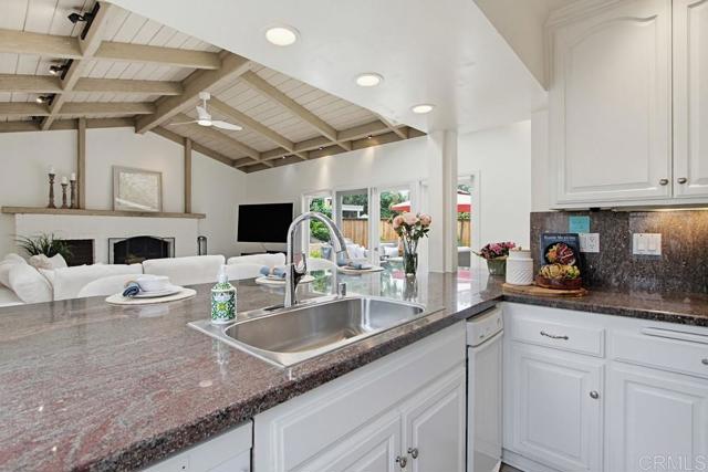 Detail Gallery Image 12 of 31 For 825 Santa Hidalga, Solana Beach,  CA 92075 - 3 Beds | 2 Baths