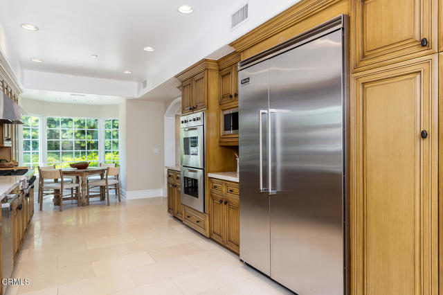 Detail Gallery Image 17 of 46 For 15450 Briarwood Dr, Sherman Oaks,  CA 91403 - 4 Beds | 4/1 Baths