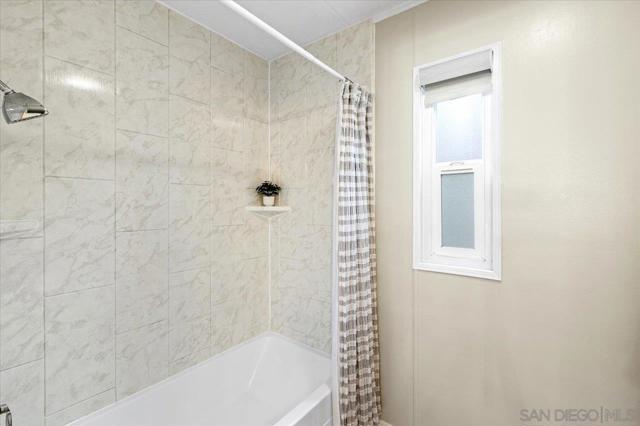 7305 San Luis, Carlsbad CA: https://media.crmls.org/mediaz/6dacc9f5-db29-4ab5-8316-a95d2a28abda.jpg