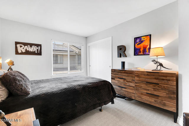 751 Lynnmere Drive, Thousand Oaks CA: https://media.crmls.org/mediaz/6dad904e-8b18-4849-9cbd-ad9dea36fcae.jpg
