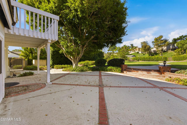 6945 Via Alba, Camarillo CA: https://media.crmls.org/mediaz/6dade0d6-d34f-41f6-aa6f-9ed37a48ccef.jpg