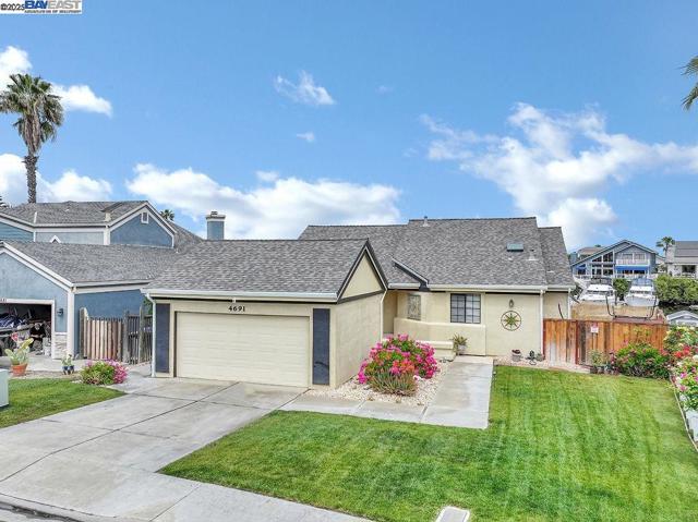 4691 Spinnaker Way, Discovery Bay CA: https://media.crmls.org/mediaz/6daee9d4-9c69-4314-b502-a7f4afff9291.jpg