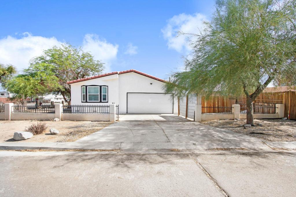 65977 Cahuilla Avenue