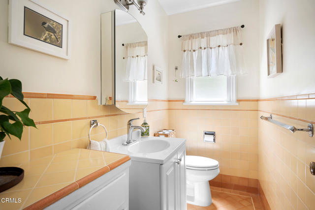 Detail Gallery Image 20 of 45 For 2175 Las Lunas St, Pasadena,  CA  - 3 Beds | 2 Baths