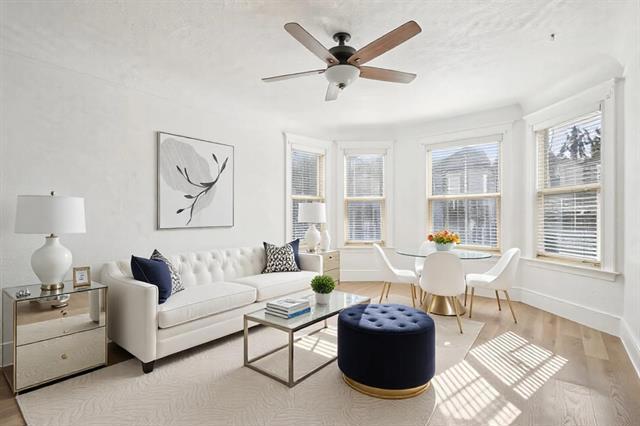 592 22nd Street, Oakland CA: https://media.crmls.org/mediaz/6db055c1-5ca6-4370-ad9f-86fd1a85eb55.jpg