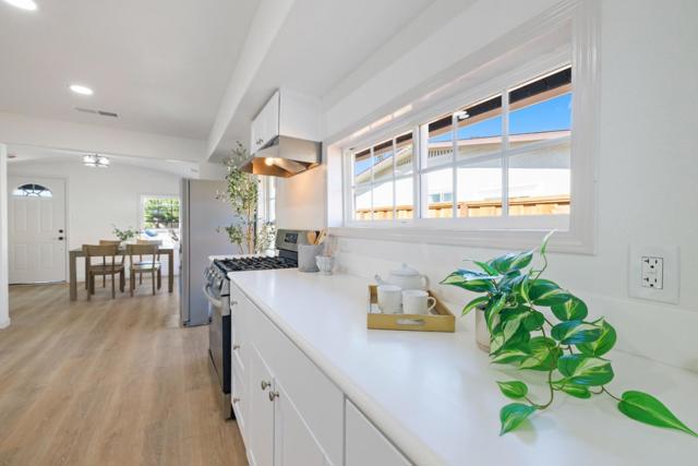 202 Stanford Street, Watsonville CA: https://media.crmls.org/mediaz/6db0b70b-d6cc-4eb1-bd41-adba0562910d.jpg