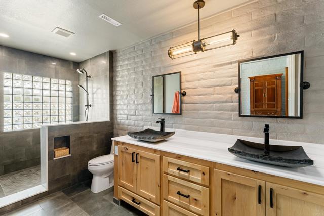 Home for Sale in Ramona