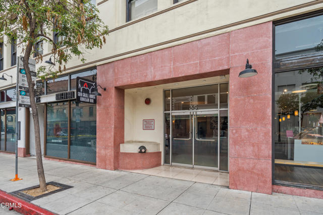 35 N Raymond Avenue, Pasadena CA: https://media.crmls.org/mediaz/6db2b478-16fe-4ba5-9cb8-13d1047b4fb5.jpg