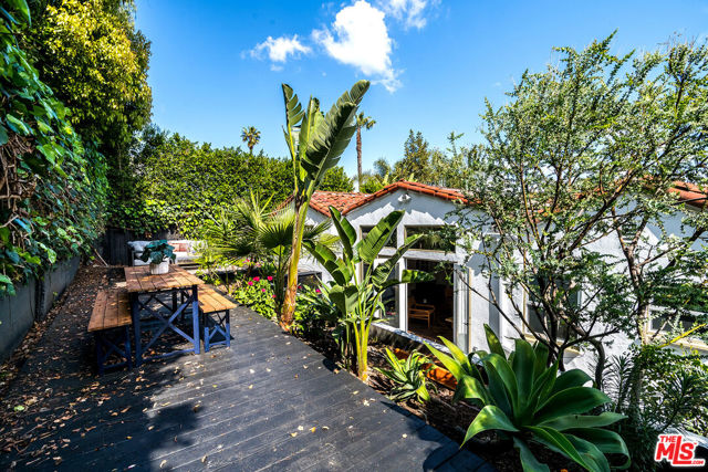 3137 Lindo Street, Los Angeles CA: https://media.crmls.org/mediaz/6db2ed68-d03b-4ea2-8922-8d1f8ddeed5c.jpg