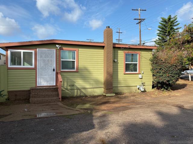 Image 19 of 59 For 8975 Lamar St
