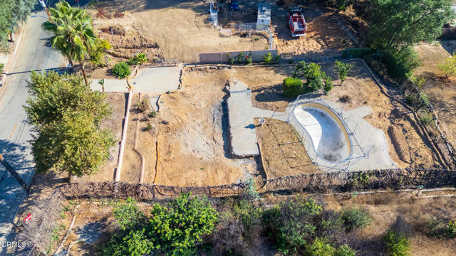 1962 E Loma Alta Drive, Altadena CA: https://media.crmls.org/mediaz/6db3b2c3-d1de-457d-8658-650c334e1af0.jpg