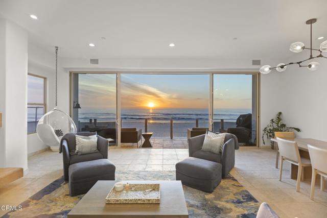 815 Mandalay Beach Road, Oxnard CA: https://media.crmls.org/mediaz/6db474a3-048a-42ca-b77c-d683bd70adfc.jpg