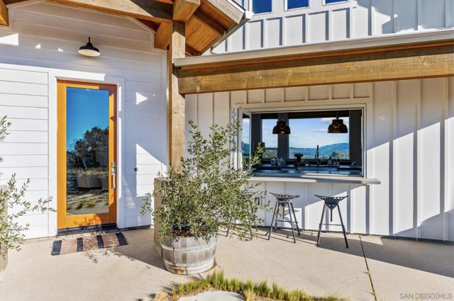 31071 Panorama Trail, Santa Ysabel CA: https://media.crmls.org/mediaz/6db477c9-bf8a-40f0-84ba-f66f2583d1a8.jpg