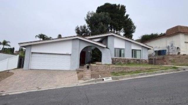 12571 Henzie Place, Granada Hills CA: https://media.crmls.org/mediaz/6db4a885-1a86-4358-b126-e751bd823daf.jpg
