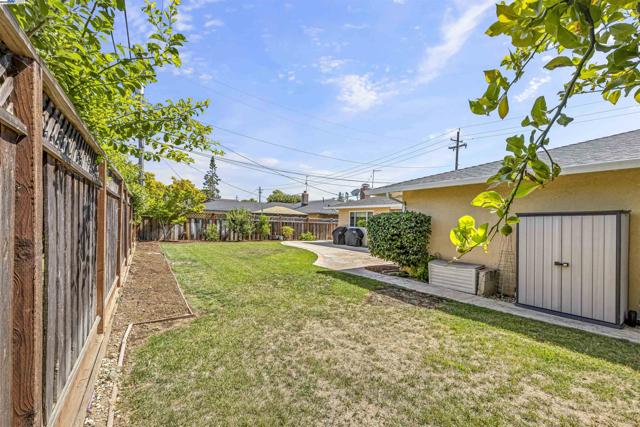 1834 Hicks, San Jose CA: https://media.crmls.org/mediaz/6db57225-0435-4608-b24b-d51e6b62737f.jpg