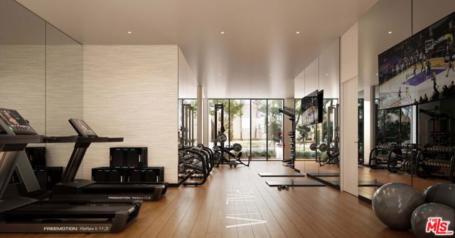 350 N Palm Drive, Beverly Hills CA: https://media.crmls.org/mediaz/6db6ce9f-3d56-4f38-8dae-ac12318e8d06.jpg