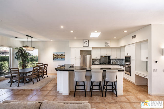 55586 Southern, La Quinta CA: https://media.crmls.org/mediaz/6db75726-cbb8-4035-8a84-d98e4d60e72c.jpg