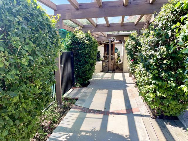 1642 W 27th Street, San Bernardino CA: https://media.crmls.org/mediaz/6db7a10e-bd1f-448b-9d48-78b92beafd74.jpg