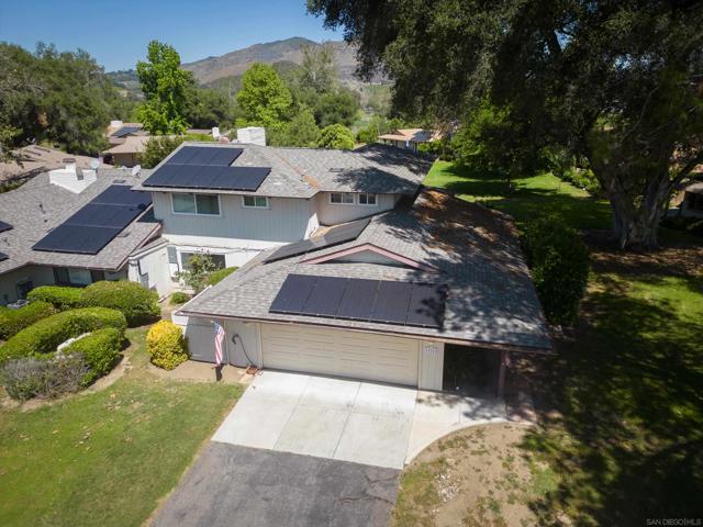 33212 Mill Creek Rd, Pauma Valley CA: https://media.crmls.org/mediaz/6db95971-8c98-40a8-985d-44ccd0404e8c.jpg