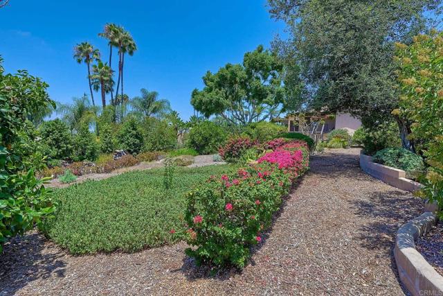 Detail Gallery Image 39 of 53 For 338 Skyline Dr, Vista,  CA 92084 - 4 Beds | 2 Baths