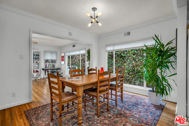1142 16th Street photo 5