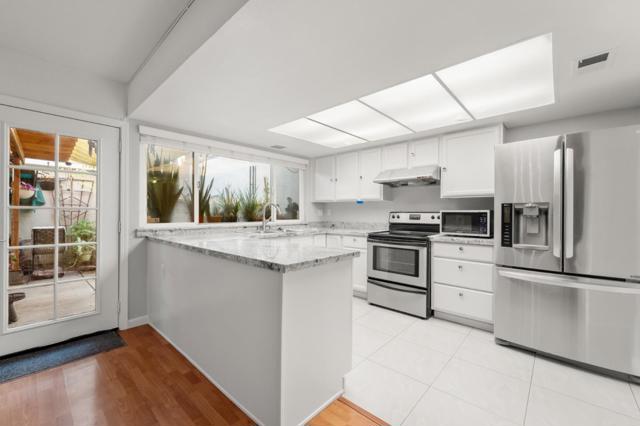7108 Coral Gables Circle, San Jose CA: https://media.crmls.org/mediaz/6dbb93d7-1f5f-4b06-a4e5-8db1ddb127bc.jpg