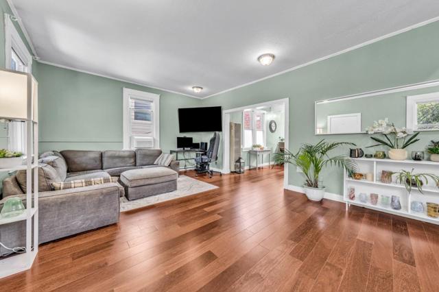 215 Tunnel Avenue, Richmond CA: https://media.crmls.org/mediaz/6dbbc269-a48c-4c64-9f4a-766b6bf1893e.jpg