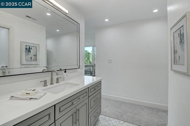 2175 Cactus Ct, Walnut Creek CA: https://media.crmls.org/mediaz/6dbbd5eb-fd82-4f46-a8f4-8a1e3128a0a6.jpg
