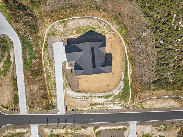15123 Larchmont St, Poway CA: https://media.crmls.org/mediaz/6dbd8bd6-8664-4e3e-9f73-9c37aa09fb1e.jpg