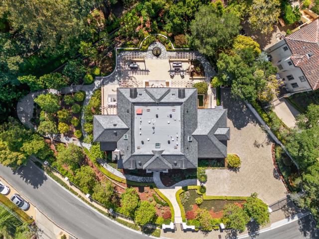 625 Santa Inez Avenue, Hillsborough, California 94010, 5 Bedrooms Bedrooms, ,5 BathroomsBathrooms,Single Family Residence,For Sale,Santa Inez,ML82022917