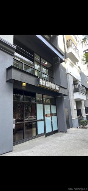 525 11th Ave, San Diego CA: https://media.crmls.org/mediaz/6dbe612a-5ec2-41ef-b1fe-4850ae4493ea.jpg