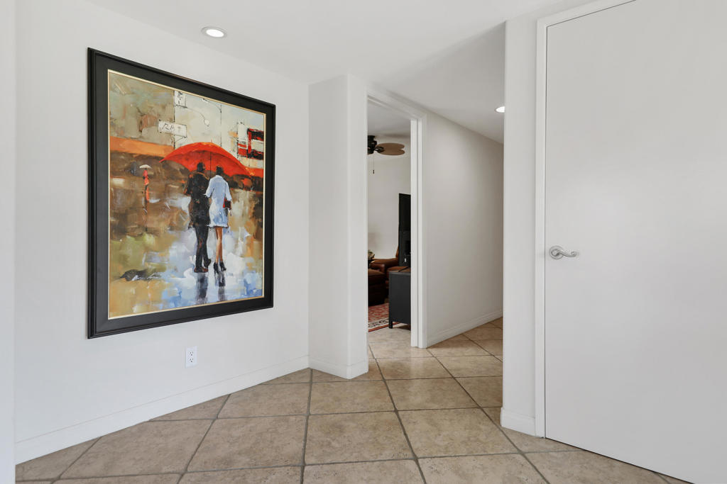 89 La Ronda Drive