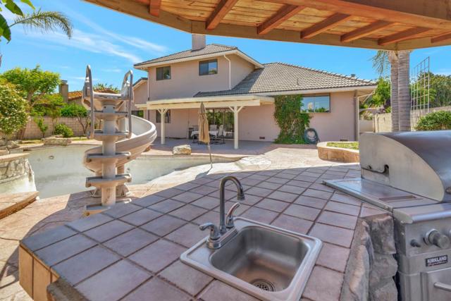 270 Rio Vista Drive, King City CA: https://media.crmls.org/mediaz/6dbf818e-5645-49b3-aad4-e9b64aaafd60.jpg