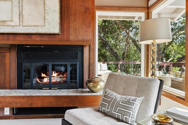 10605 Berkshire Drive, Los Altos Hills CA: https://media.crmls.org/mediaz/6dc17d9a-289c-4e84-b16f-d154b99ac82c.jpg