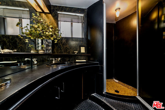 7495 Mulholland Drive, Los Angeles CA: https://media.crmls.org/mediaz/6dc1e977-263c-43b1-aea4-5071a208ce2b.jpg
