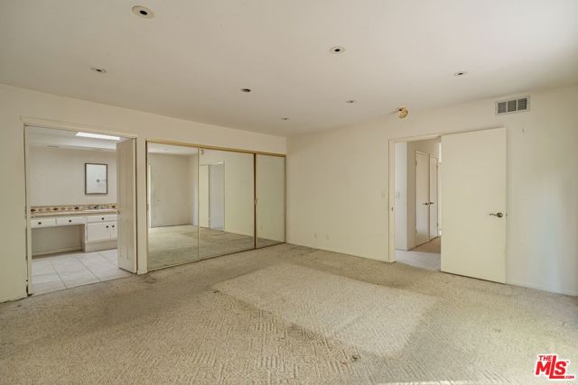 343 Santa Helena, Solana Beach CA: https://media.crmls.org/mediaz/6dc21d7a-7823-4a8c-b2b5-b60b8f9da8fd.jpg