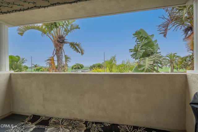4256 Tradewinds Drive, Oxnard CA: https://media.crmls.org/mediaz/6dc256ec-f1a3-4a9f-abf2-fa0b459448f0.jpg